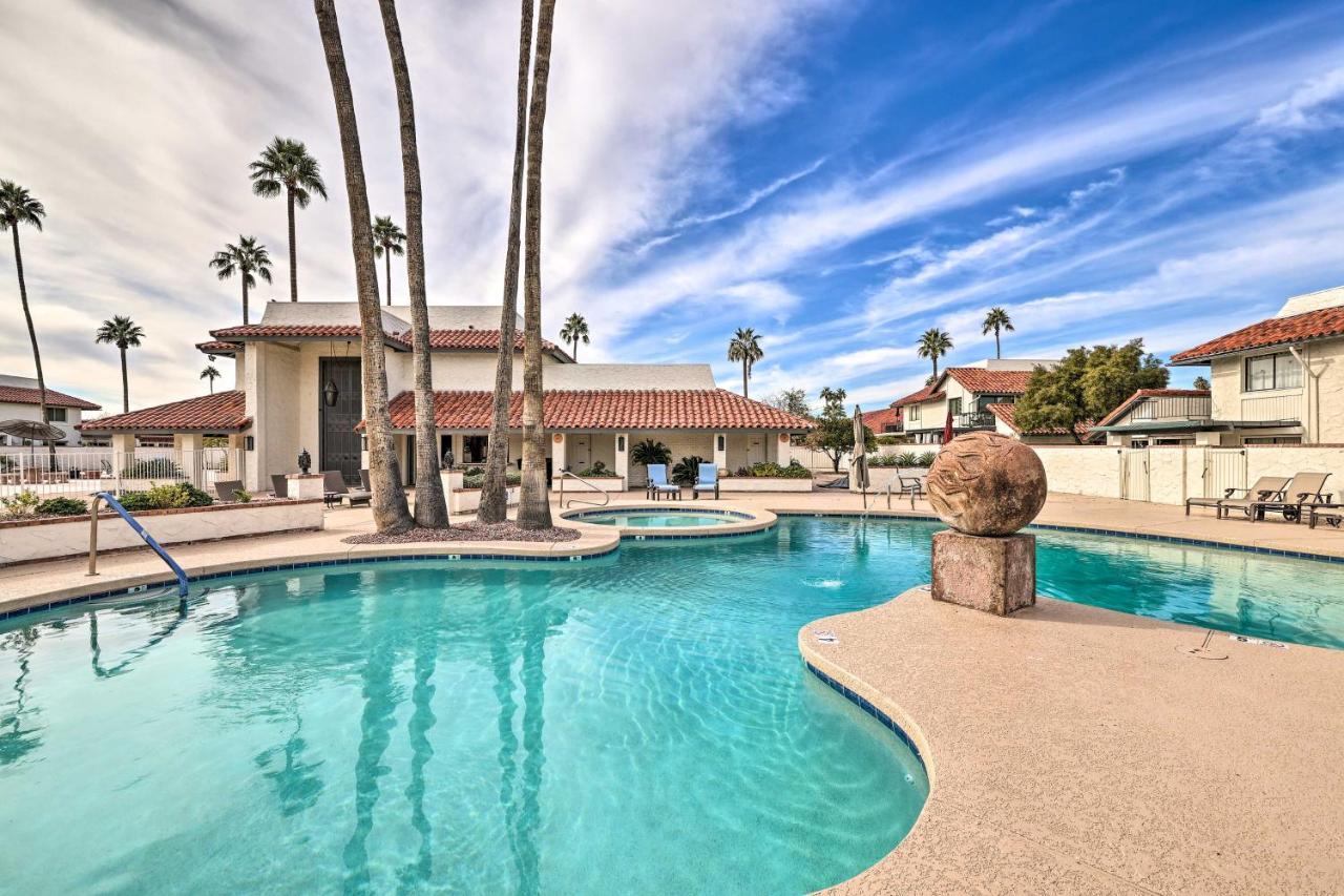 Townhouse With Pool Access! Casa de férias Scottsdale