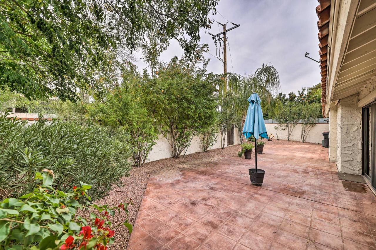 Casa de férias Townhouse With Pool Access! Scottsdale